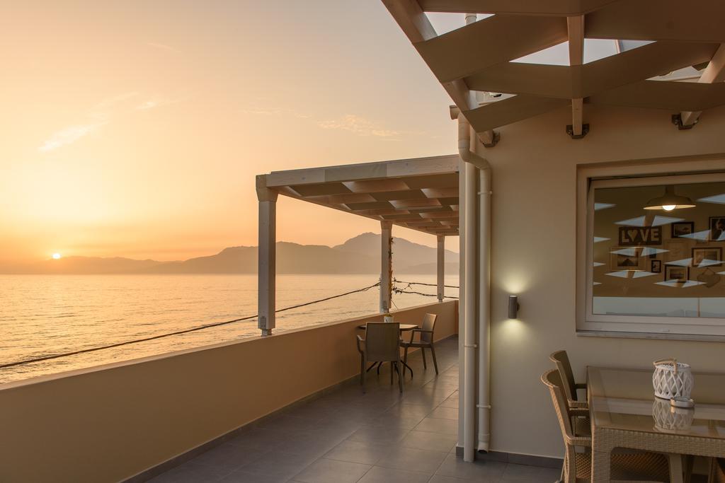 Pelini Apartment Kalamaki  Exterior photo